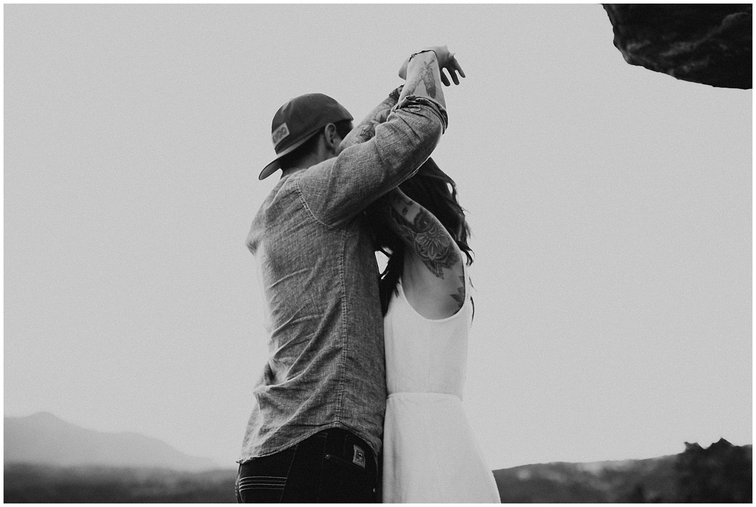 Garden of the Gods Couple Session • Parr Photo Co.