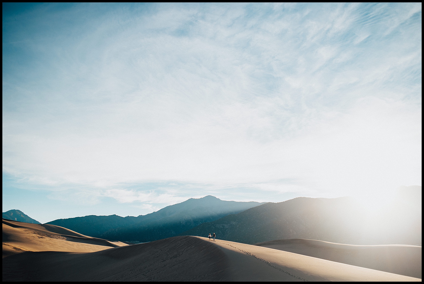 engagement session at sand dunes national park