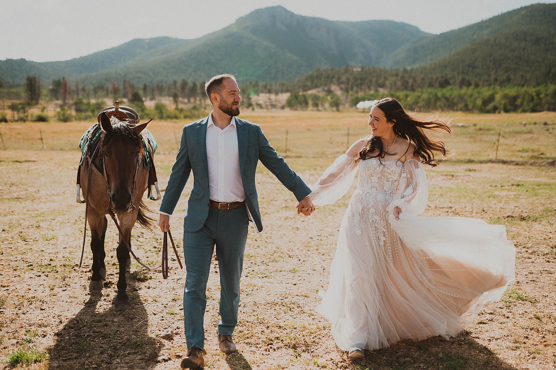 taharaa mountain lodge wedding in estes park, colorado 