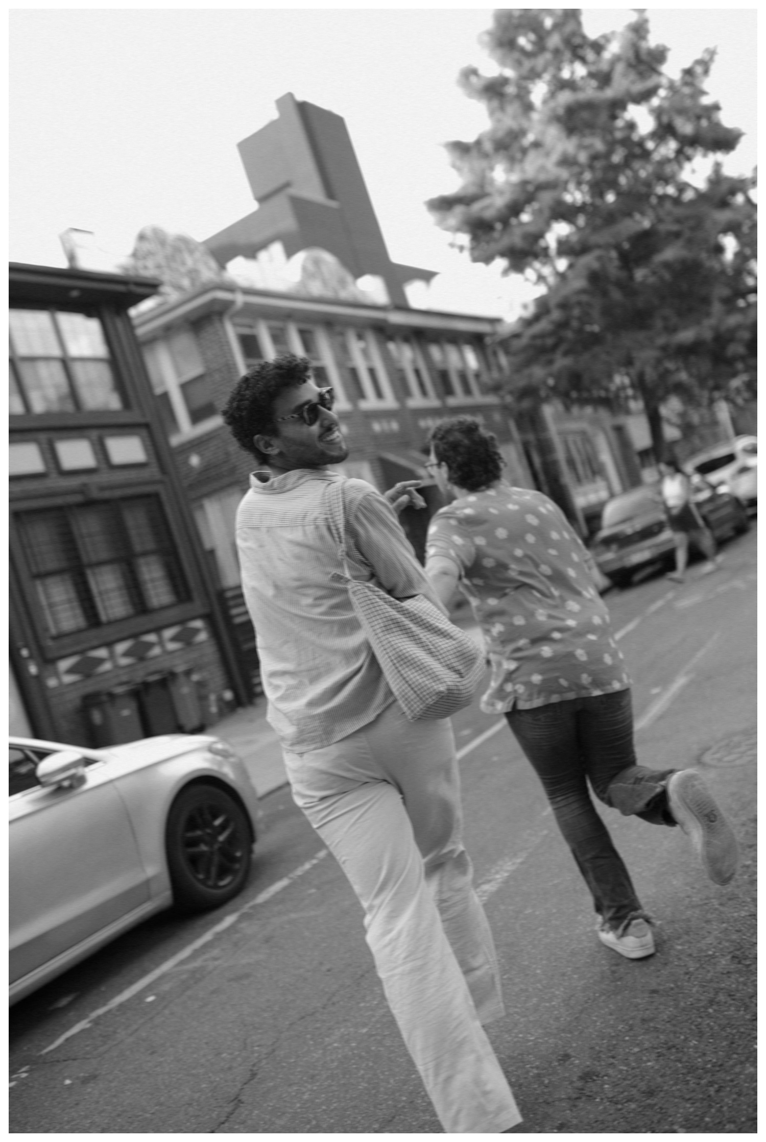 Brooklyn couple session. Engagement session in Brooklyn. NYC wedding photographer.